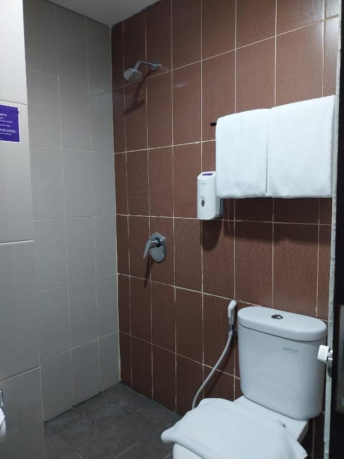Daima Suites Margonda Depok Extérieur photo