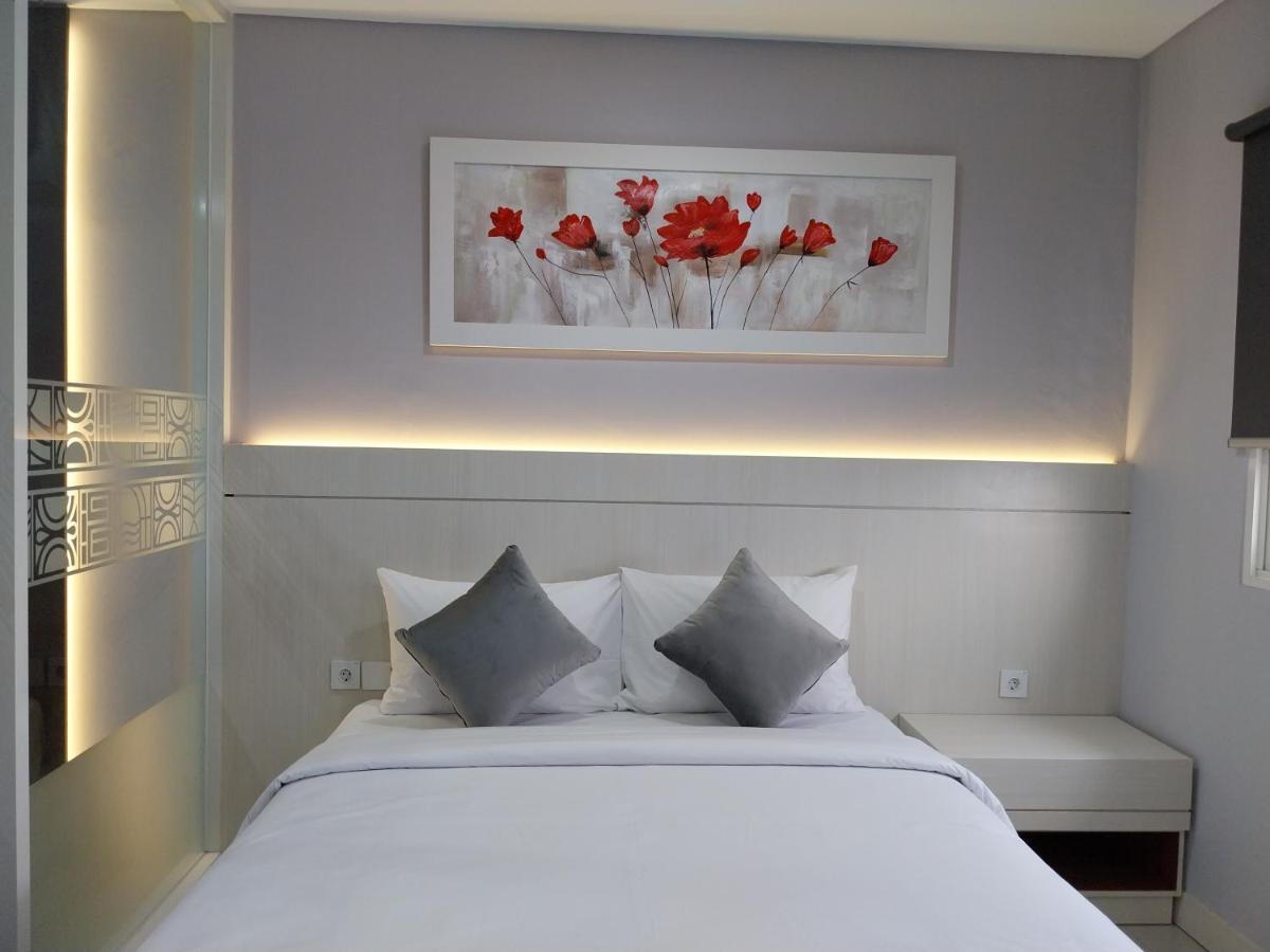 Daima Suites Margonda Depok Extérieur photo
