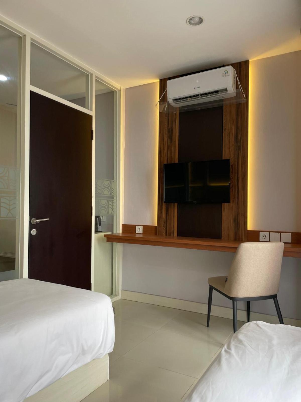 Daima Suites Margonda Depok Extérieur photo