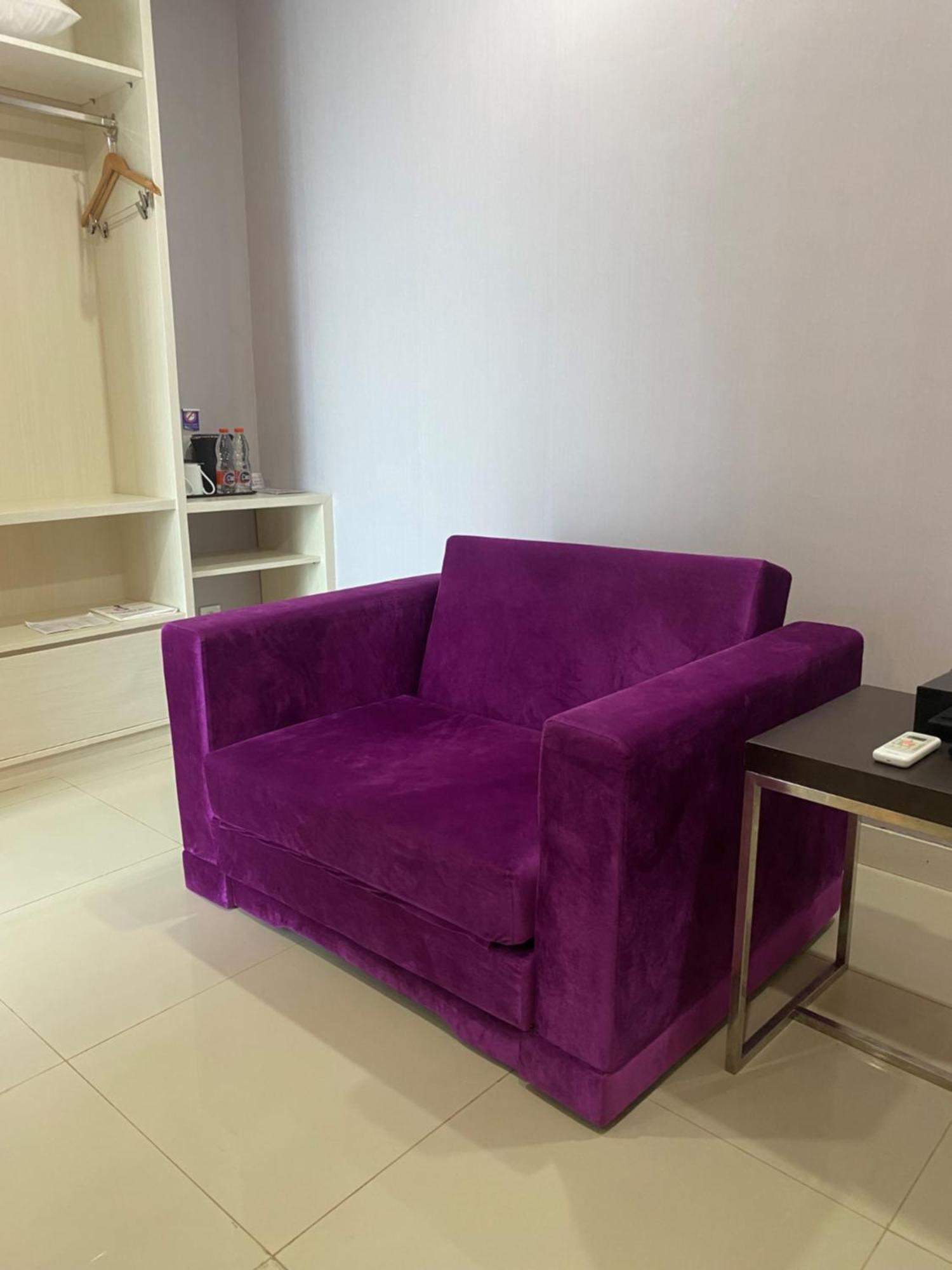 Daima Suites Margonda Depok Extérieur photo